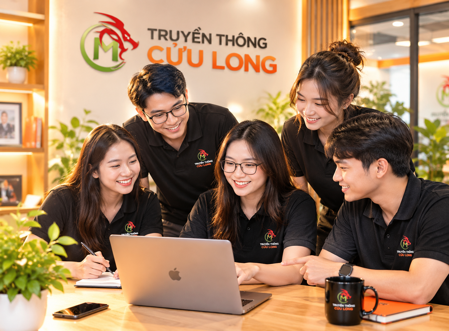 Ban Điều Hành & Đội ngũ Truyền Thông Cửu Long