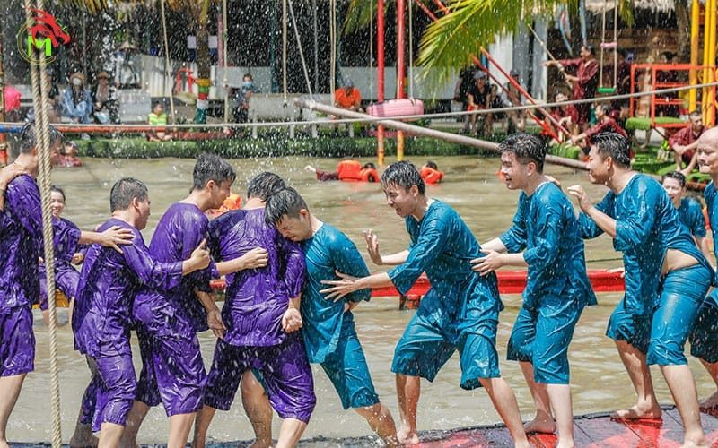 Quay chụp Team Building giúp các thành viên gắn bó lại với nhau
