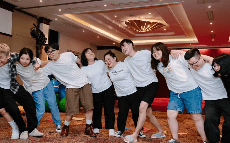 Các trò chơi team building trong nhà