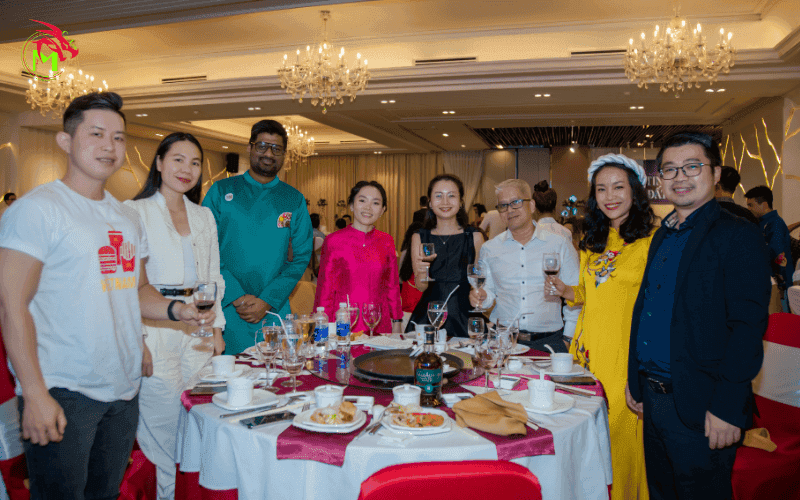 Chụp ảnh year end party cần thơ