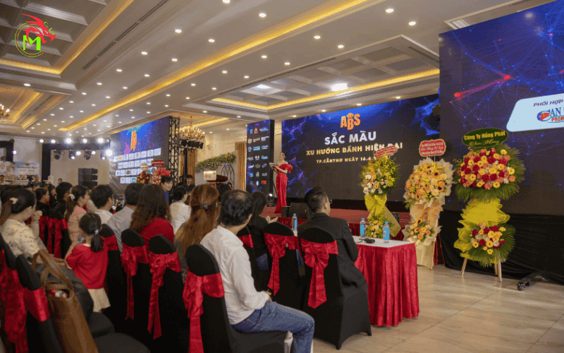 Chụp ảnh hội chợ