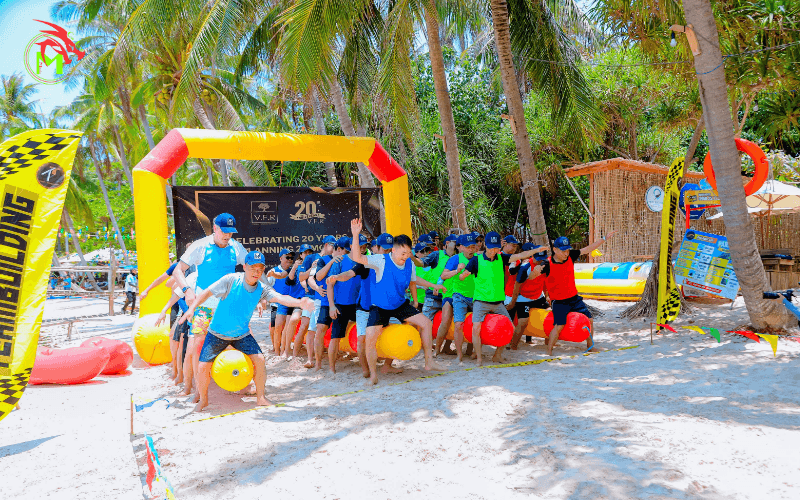 Quay chụp team building tại kiên giang