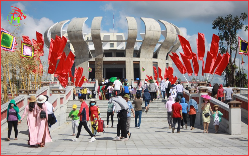 Đền thờ vua hùng địa điểm chụp ành tết cần thơ